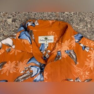 Island Shores Orange Floral Short Sleeve Button Up Shirt M